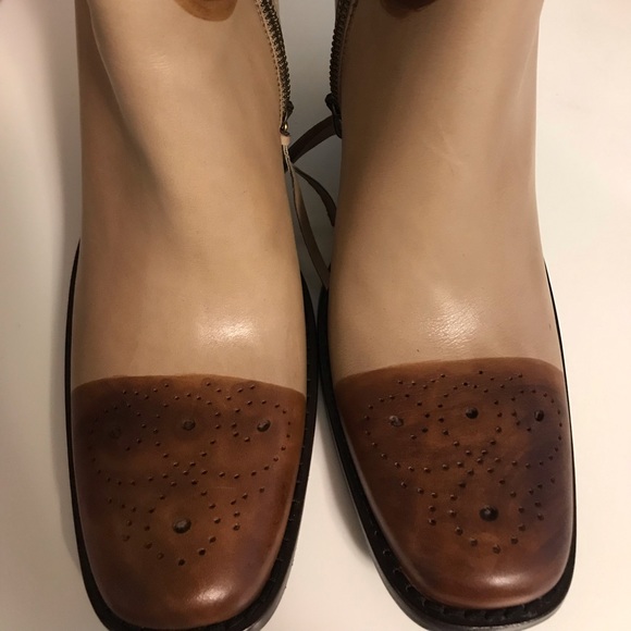 NWT Miu Miu tan & brown ankle boots - size 7.5 - Picture 6 of 7